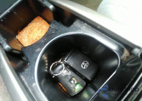 2008 Toyota Prius из США, поврежденный, VIN JTDKB20U687771101